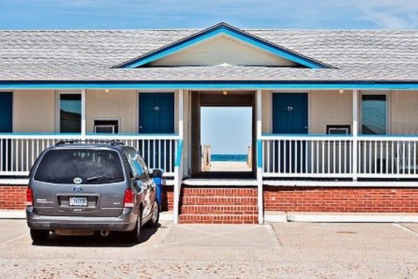 Dolphin Oceanfront Motel (Nags Head)